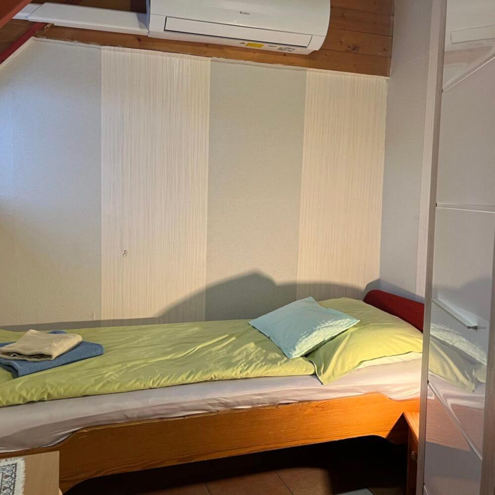 Lenzl'S Panzio Bed & Breakfast Szigetvar Ngoại thất bức ảnh