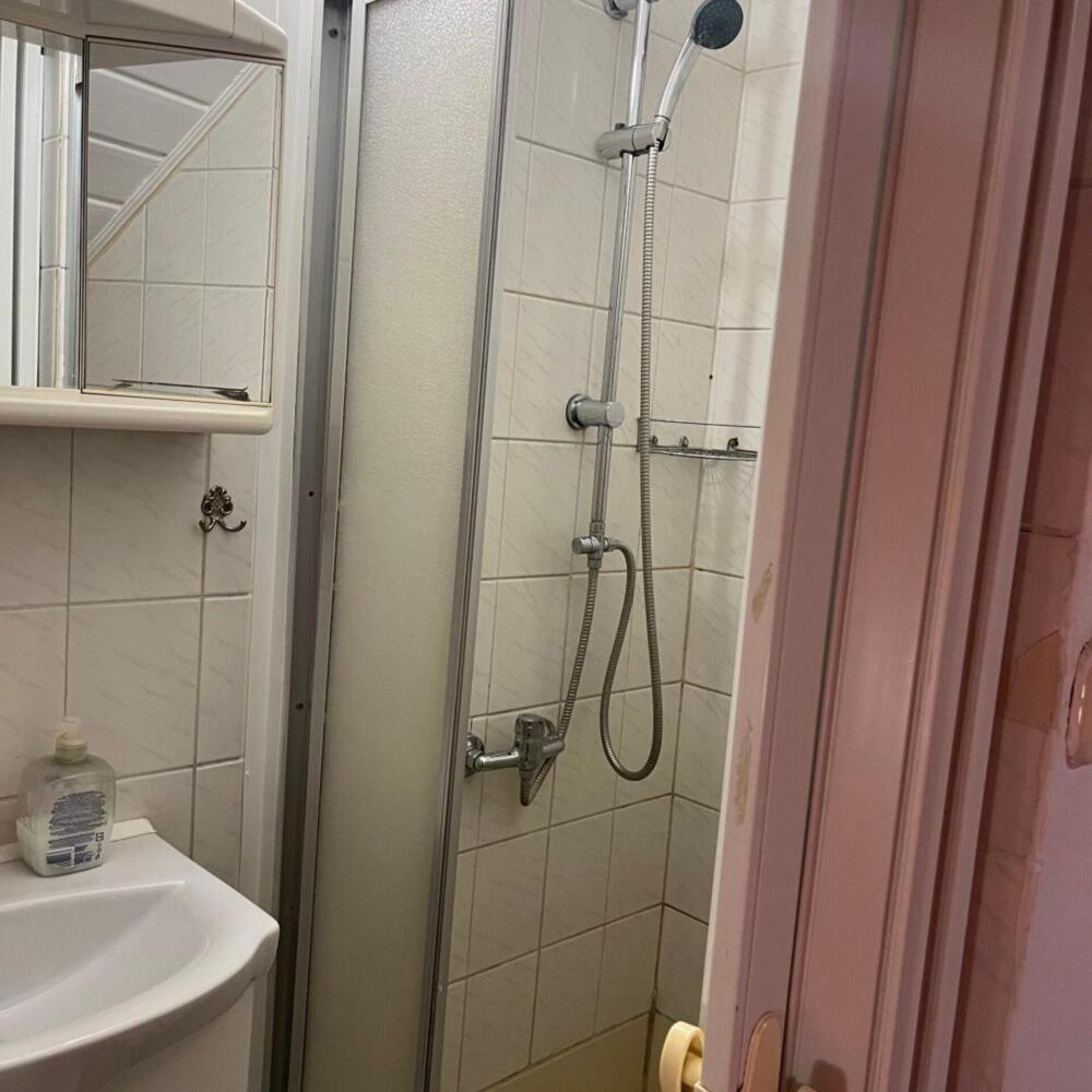 Lenzl'S Panzio Bed & Breakfast Szigetvar Ngoại thất bức ảnh