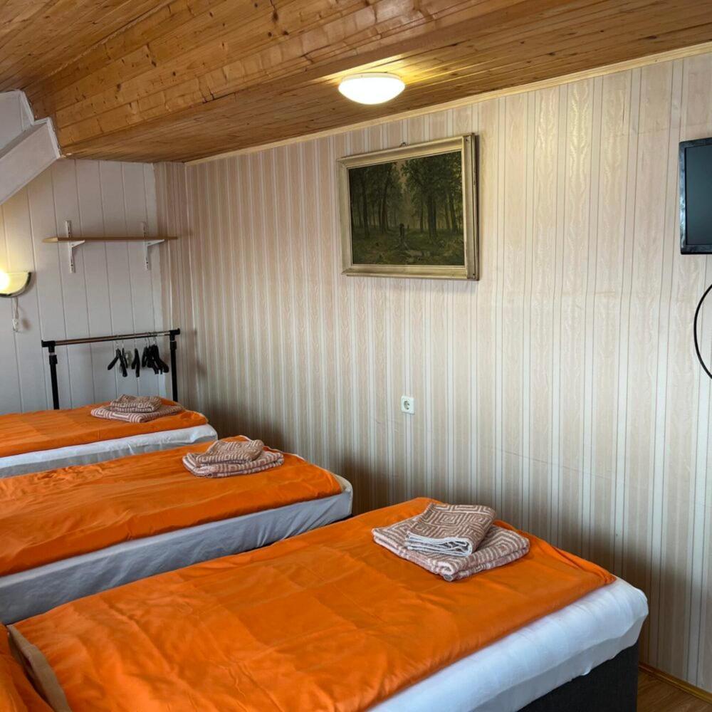 Lenzl'S Panzio Bed & Breakfast Szigetvar Ngoại thất bức ảnh